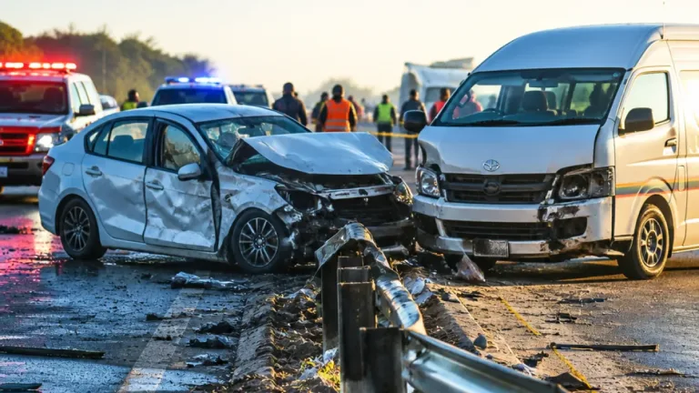 Four killed after head-on collision on Gqeberha M4; culpable homicide case opened