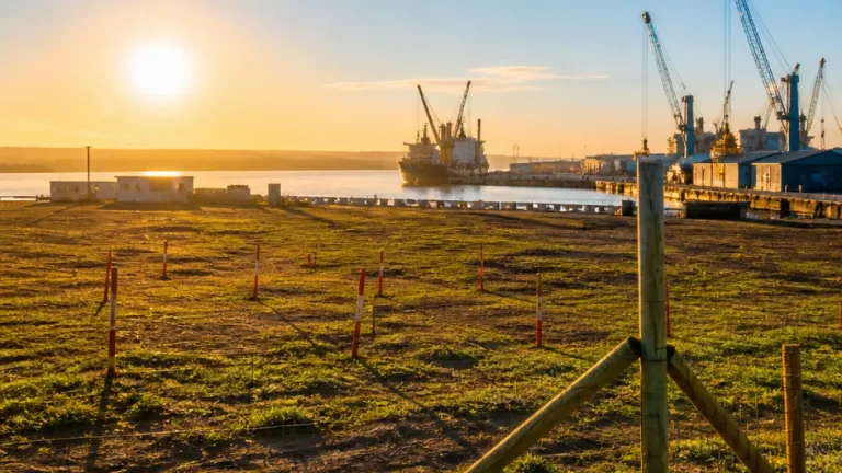 TNPA invites bidders for 25-year LNG terminal concession at Port of East London