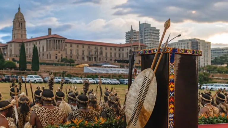 Zulu monarch’s warning over land and security draws backing from AbaThembu king